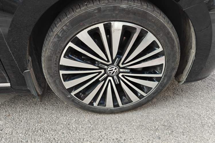 Used Volkswagen Passat 2019 330TSI Luxury Edition China VI Standard