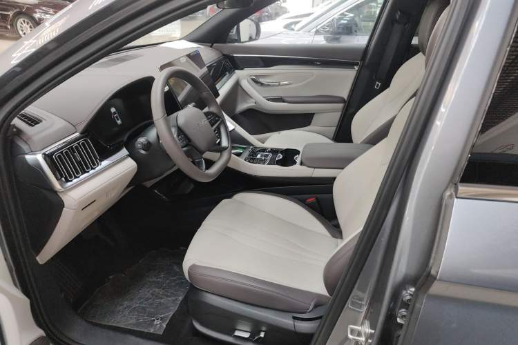 Used BYD Song PLUS New Energy 2025 DM-i Smart Drive 112KM Prestige Model
