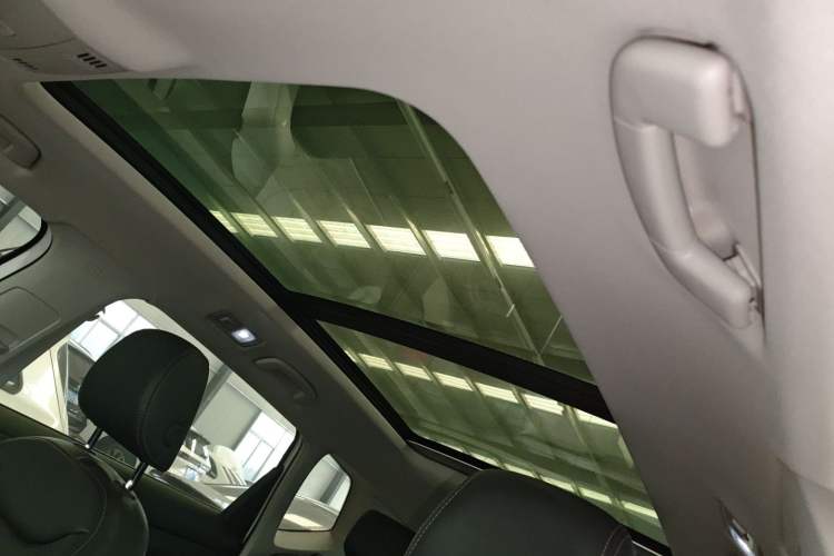 Used Volkswagen Tharu 2021 280TSI Two-Wheel Drive Comfort Edition