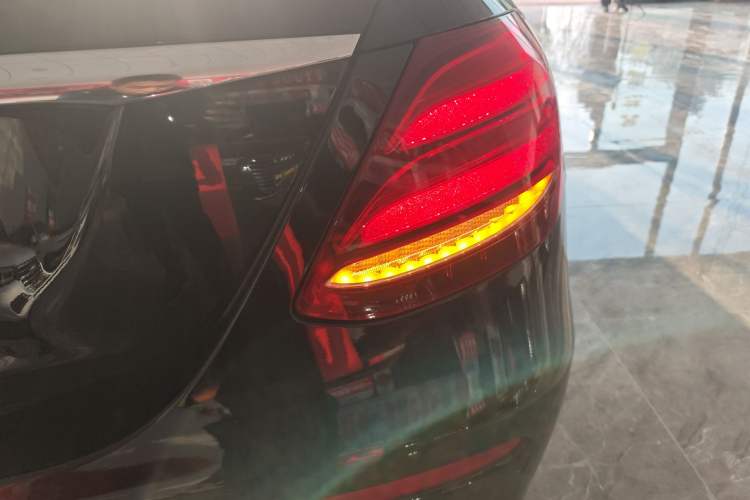 Used Mercedes-Benz E-Class 2016 E 300 L Stylish Model