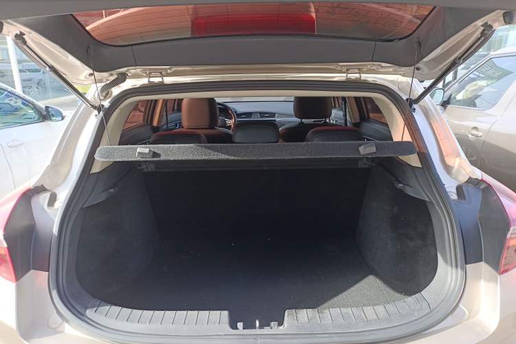 Used Geely Auto Emgrand GS 2020 1.4T CVT Ya
