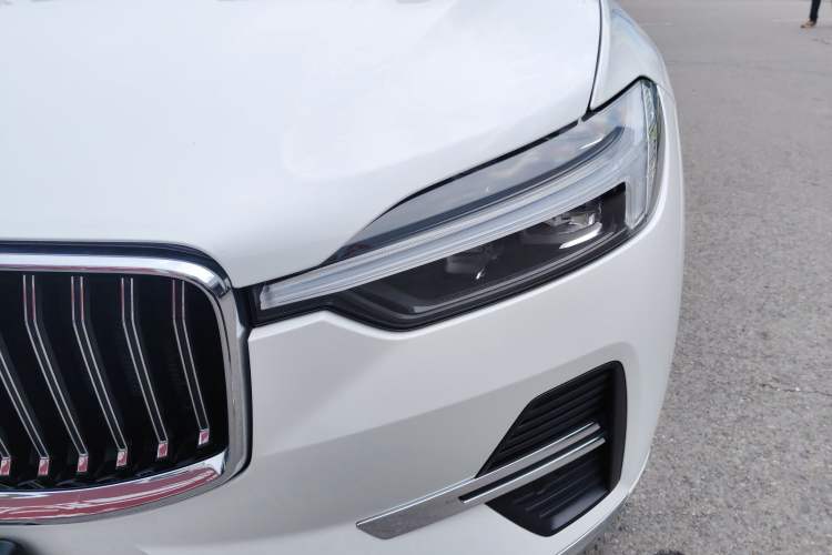 Used Volvo XC60 2024 B5 4x4 Smart Luxury Edition