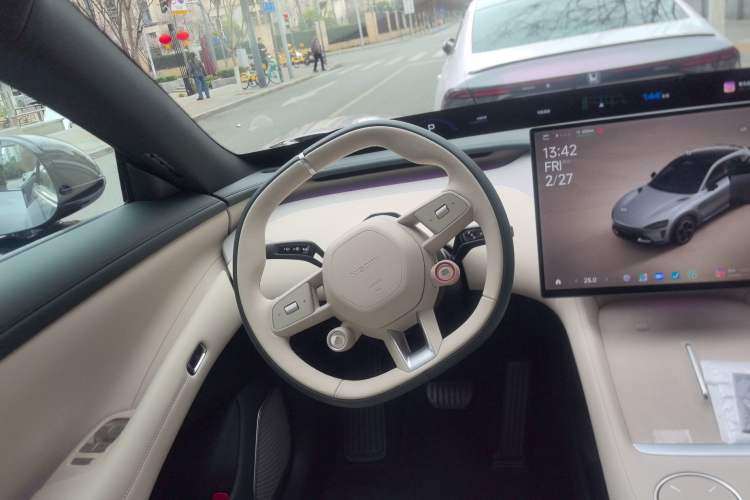 Used Xiaomi Auto YU7 2025 Ultra-Long Range Rear-Wheel Drive Version
