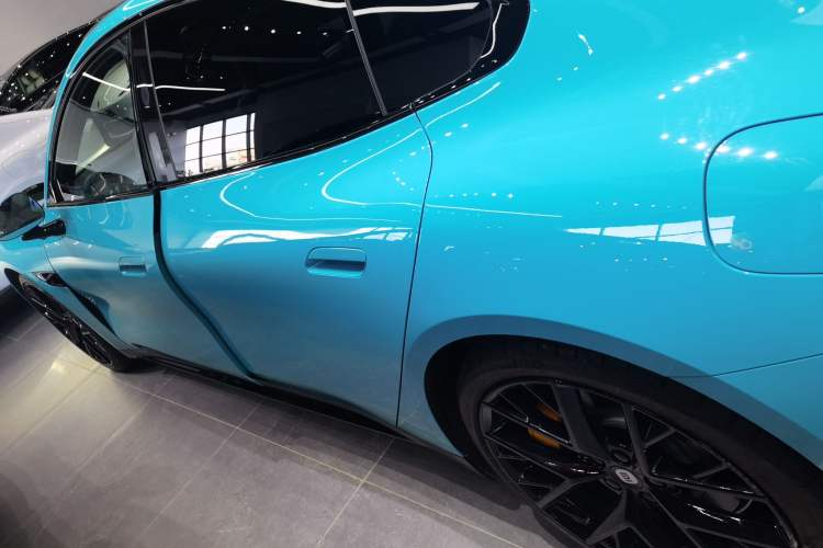 Used  SU7 2024 Four-Wheel-Drive Max Founder's Edition
