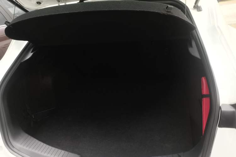 Used Mazda CX-4 2018 2.0L Automatic Two-Wheel Drive Blue Sky Exploration Version China V Standard