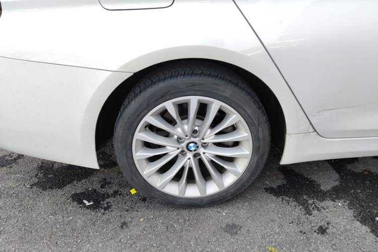 Used BMW 5 Series 2018 525Li Luxury Package
