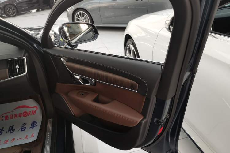 Used Volvo S90 2022 B5 Zhiyuan Luxury Edition
