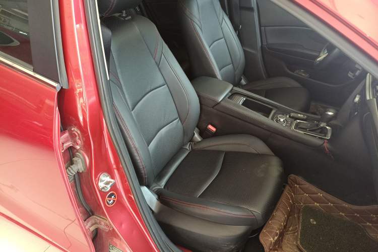 Used Mazda Mazda 3 Axela 2017 Hatchback 1.5L Automatic Luxury Model Emission Standard China V
