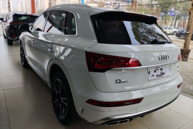 Used Audi Q5L 2022 40T Fashionable and Dynamic Model
