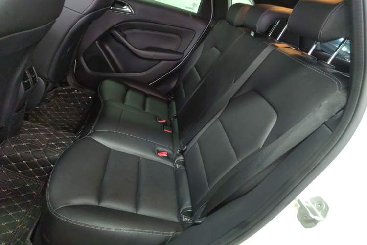 Used Mercedes-Benz B-Class 2015 B 200 Fashion Model
