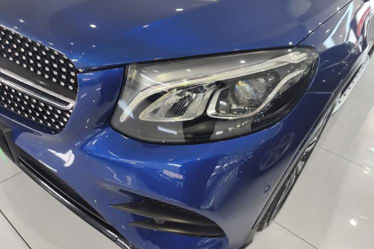 Used Mercedes-Benz GLC Coupe 2018 GLC 260 4MATIC Coupe SUV