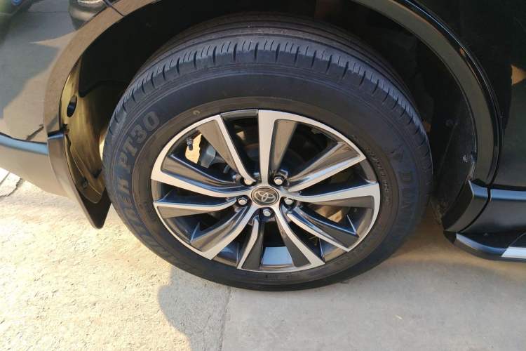 Used Toyota Harrier 2022 Dual-Engine 2.5L CVT Two-Wheel Drive Luxury Edition