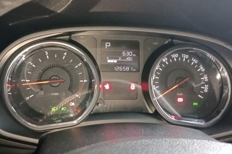 Used Citroen C3-XR 2015 1.6L Automatic Pioneer Model
