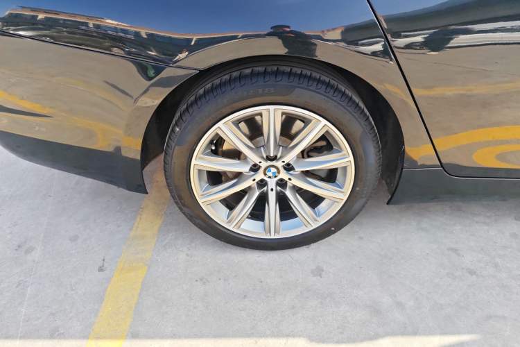 Used BMW 5 Series 2018 528Li Launch Special Edition
