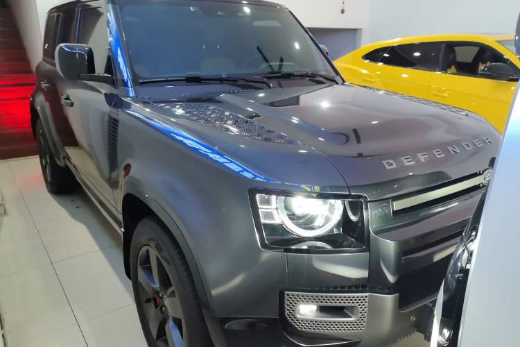 Used Land Rover Defender 2023 Facelift 110 3.0T P400 X-DYNAMIC HSE