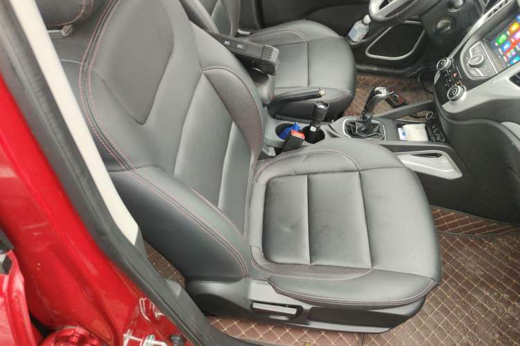 Used Changan CS35 2016 1.6L Manual Luxury Model China V Standard