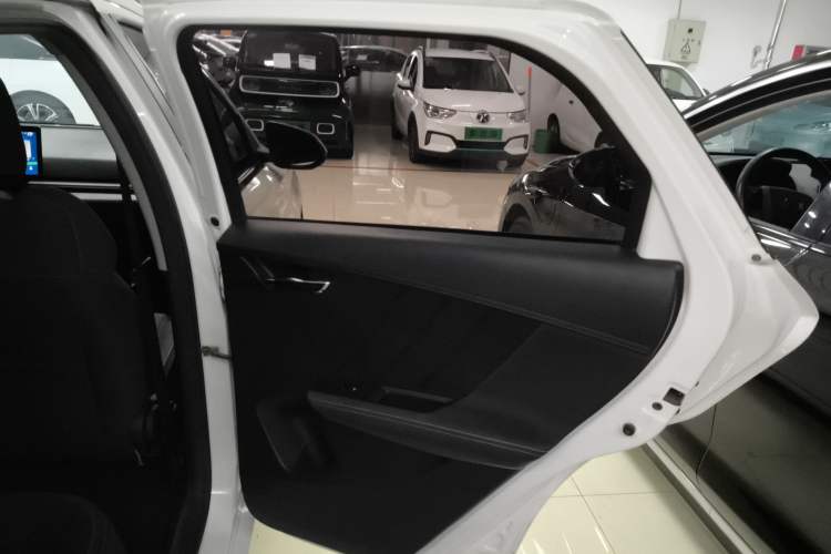 Used BYD e2 2020 Upgraded Model Standard Range Version Standard Configuration
