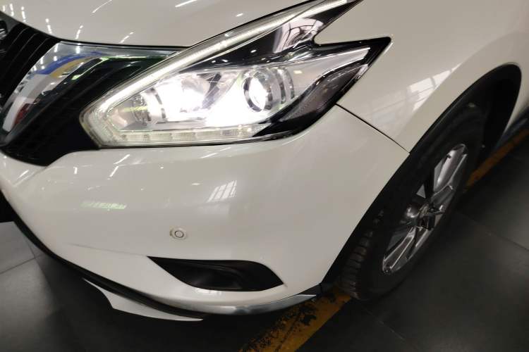 Used Nissan Murano 2021 2.5L XL Two-Wheel Drive Smart Connect Luxury Edition
