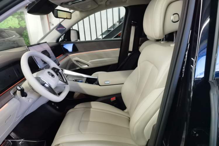 Used Denza N9 2025 Flagship Model