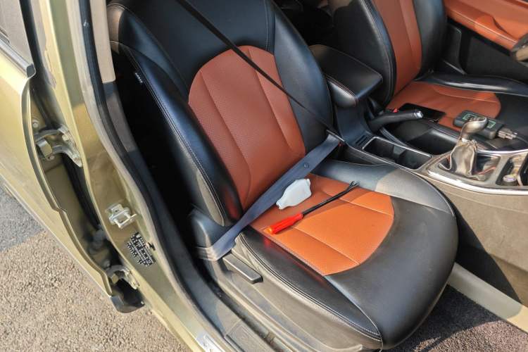 Used Baojun 560 2015 1.8L Manual Elite Model