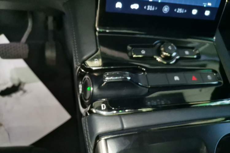 Used Nio ES8 2020 580 km Range Signature Edition Six-Seater Version