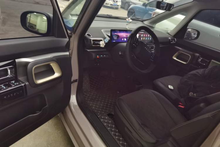 Used Baojun KiWi EV 2023 DJI Edition Lithium Iron Phosphate