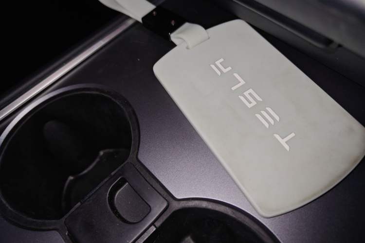 Used Tesla Model Y 2022 Rear-Wheel-Drive Version
