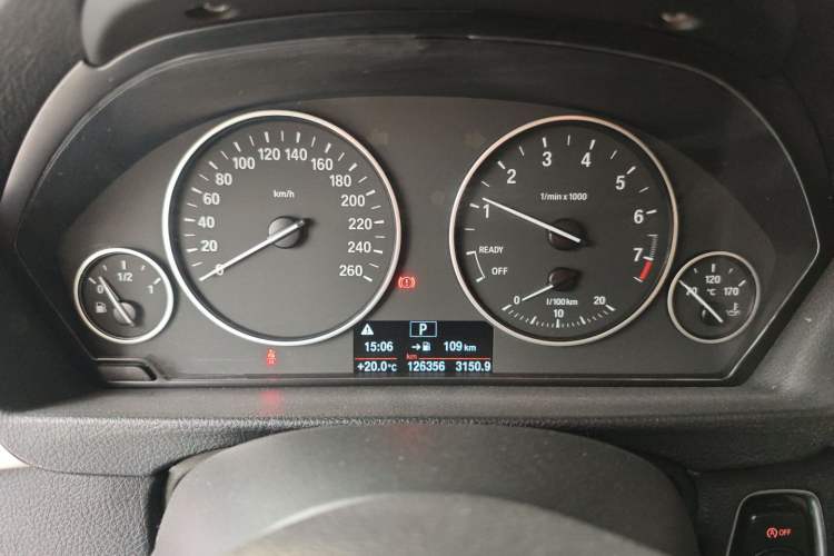 Used BMW 3 Series 2016 320Li Ambition Model
