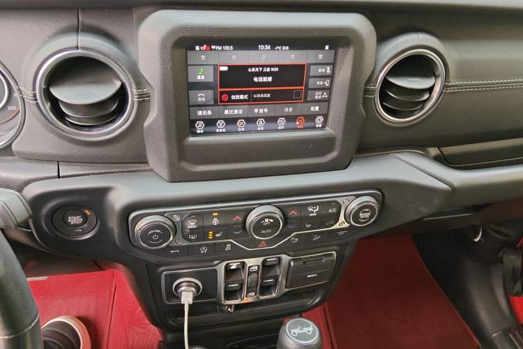 Used  Wrangler 2019 2.0T Sahara 4-Door Version China V Standard