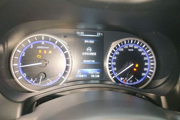 Used Infiniti Q60 2017 2.0T Luxury Edition