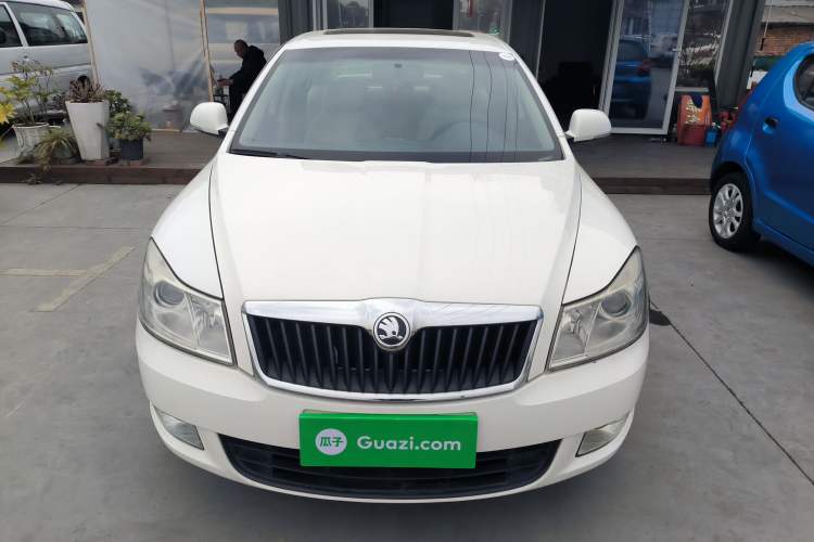 Used Skoda Octavia 2015 Classic Model 1.6L Manual Yijie Edition