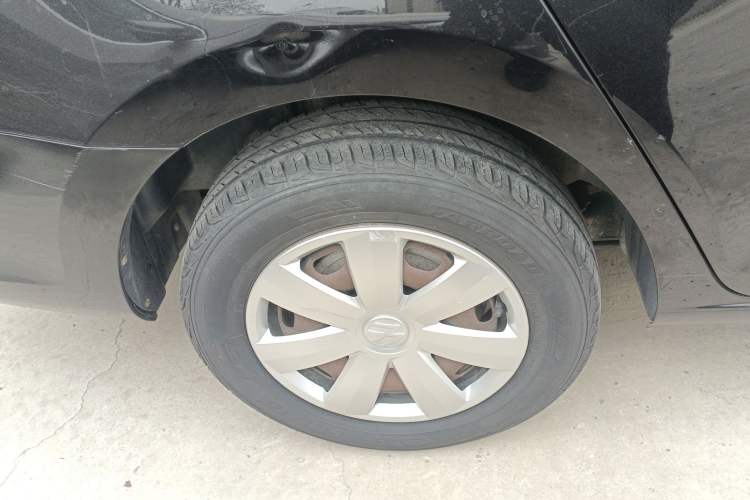 Used Volkswagen Santana 2015 1.6L Automatic Fashion Edition