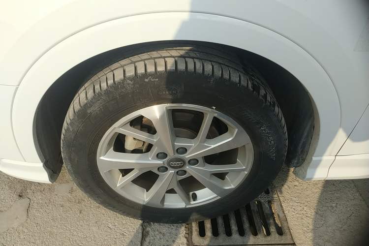 Used Audi Q3 2019 35 TFSI Advanced Dynamic Edition
