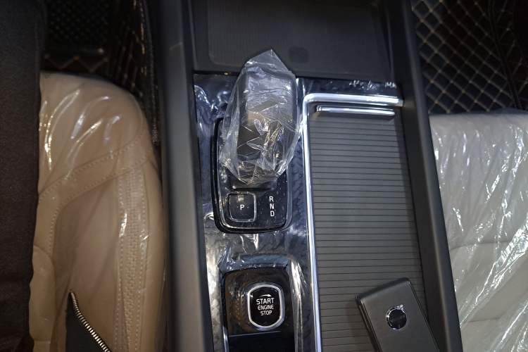 Used Volvo XC60 2026 B5 4x4 Smart Luxury Edition