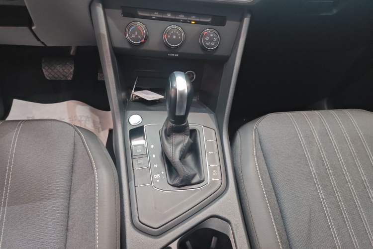 Used Volkswagen Tiguan L 2022 330TSI Automatic Two-Wheel Drive Comfort Edition
