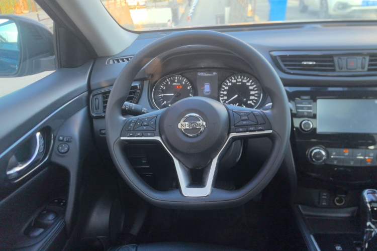 Used Nissan X-Trail 2017 2.0L CVT Comfort Edition 2WD
