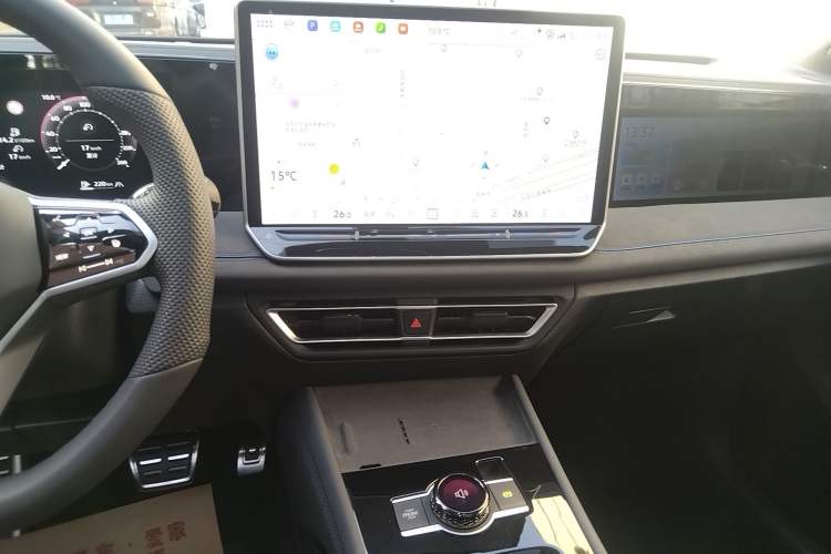 Used Volkswagen Tiguan L 
