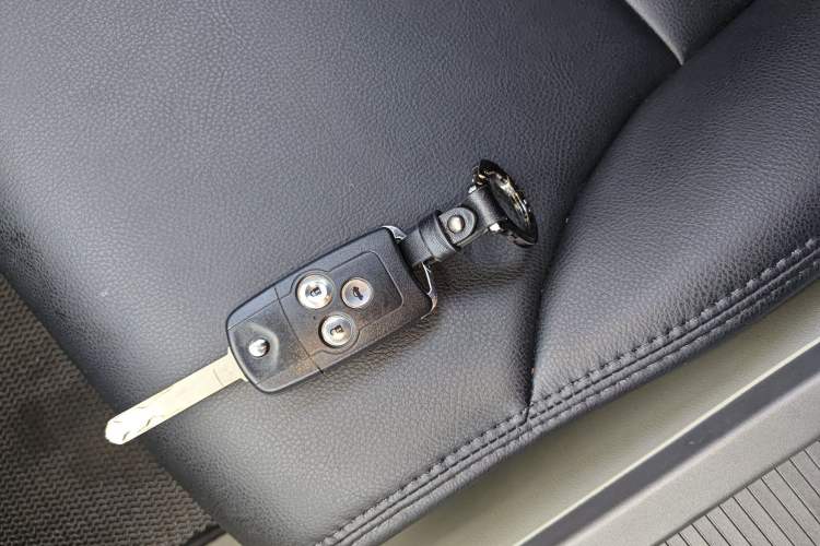 Used Honda Civic 2013 10th Anniversary 1.8L Automatic Comfort Version
