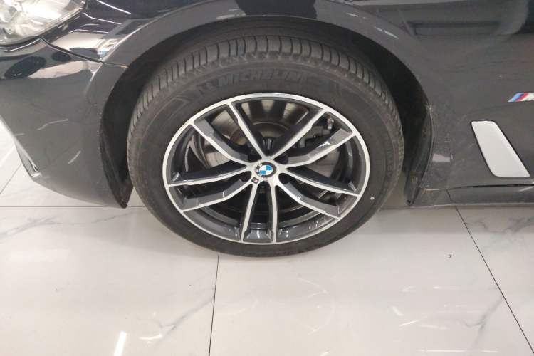 Used BMW 5 Series 2022 Restyled 525Li M Sport Package
