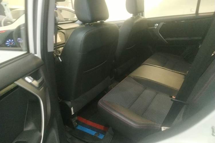 Used Chery Tiggo 3 2016 1.6L CVT ZhiShang Edition
