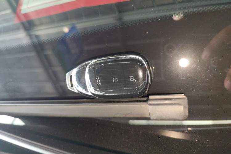 Used Li Auto ONE 2020 Extended-Range 6-Seater Version
