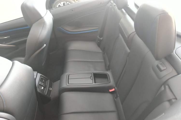 Used BMW 4 Series 2014 420i Convertible Fashion Model