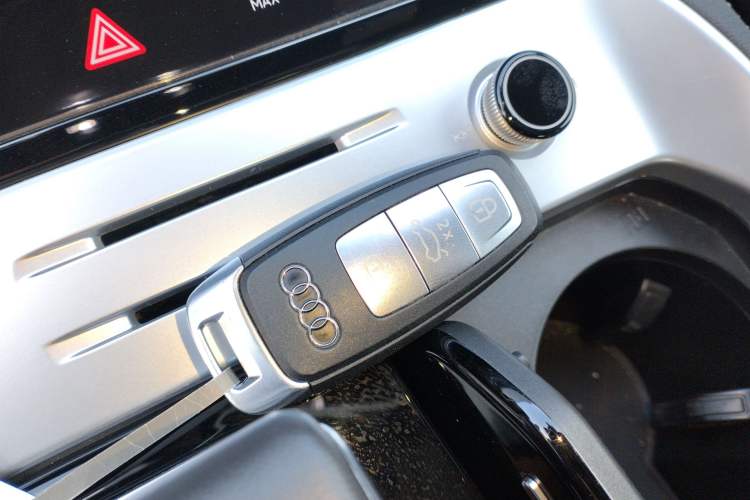 Used Audi Q6 2024 45 TFSI quattro Black Warrior Edition 6 Seats
