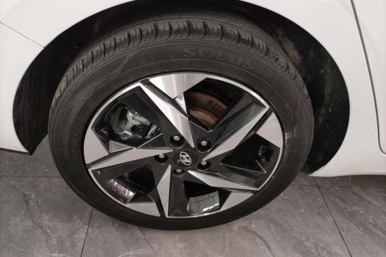 Used Hyundai Elantra 2022 1.5L CVT LUX Prestige Edition