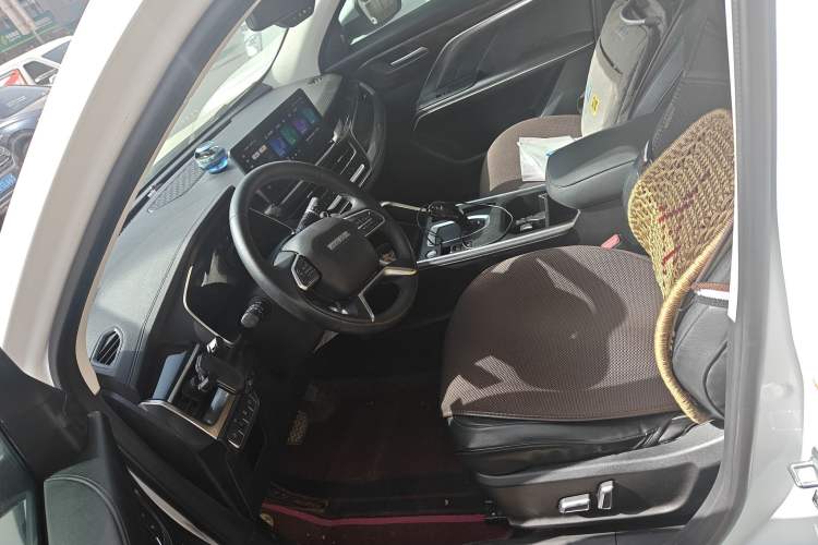 Used Haval H6 2021 National Trend Edition 1.5 GDIT Automatic Luxury Version
