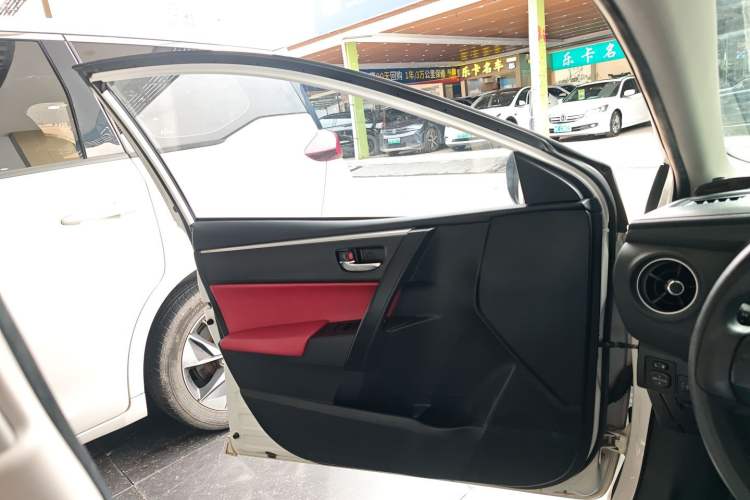 Used Toyota Corolla 2017 Revised Version 1.2T S-CVT GL
