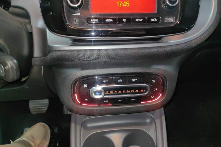 Used  fortwo 2015 1.0L 52 kW Hardtop Passion Edition