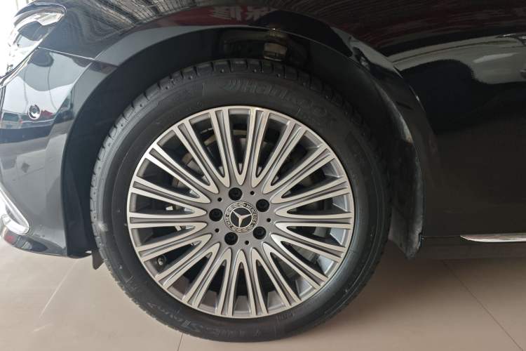 Used Mercedes-Benz E-Class 2023 Updated E 300 L Fashion Edition
