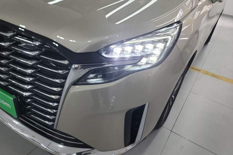 Used Buick GL8 2023 ES Lu Zun Comfort Model
