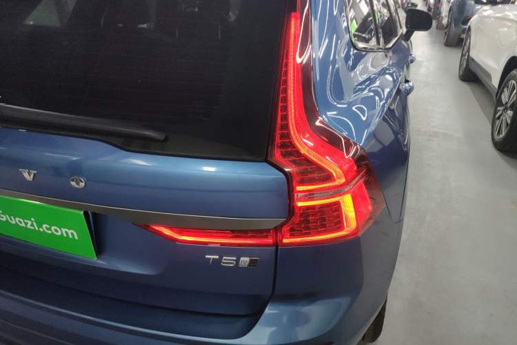 Used Volvo XC60 2020 T5 4x4 Smart & Dynamic Sport Edition
